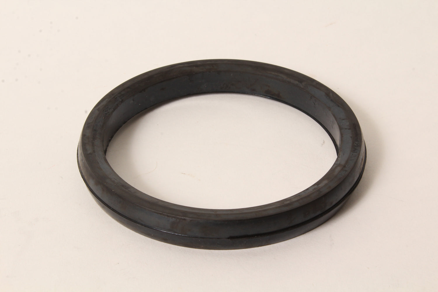 Genuine Ariens Gravely 01190400 Rubber Friction Drive Ring OEM