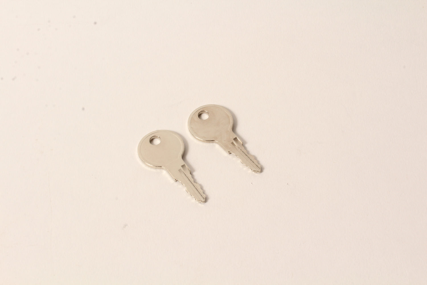 Genuine Generac 0G66240KEY Key for Lock 0G6624 Set With Round Enclosure