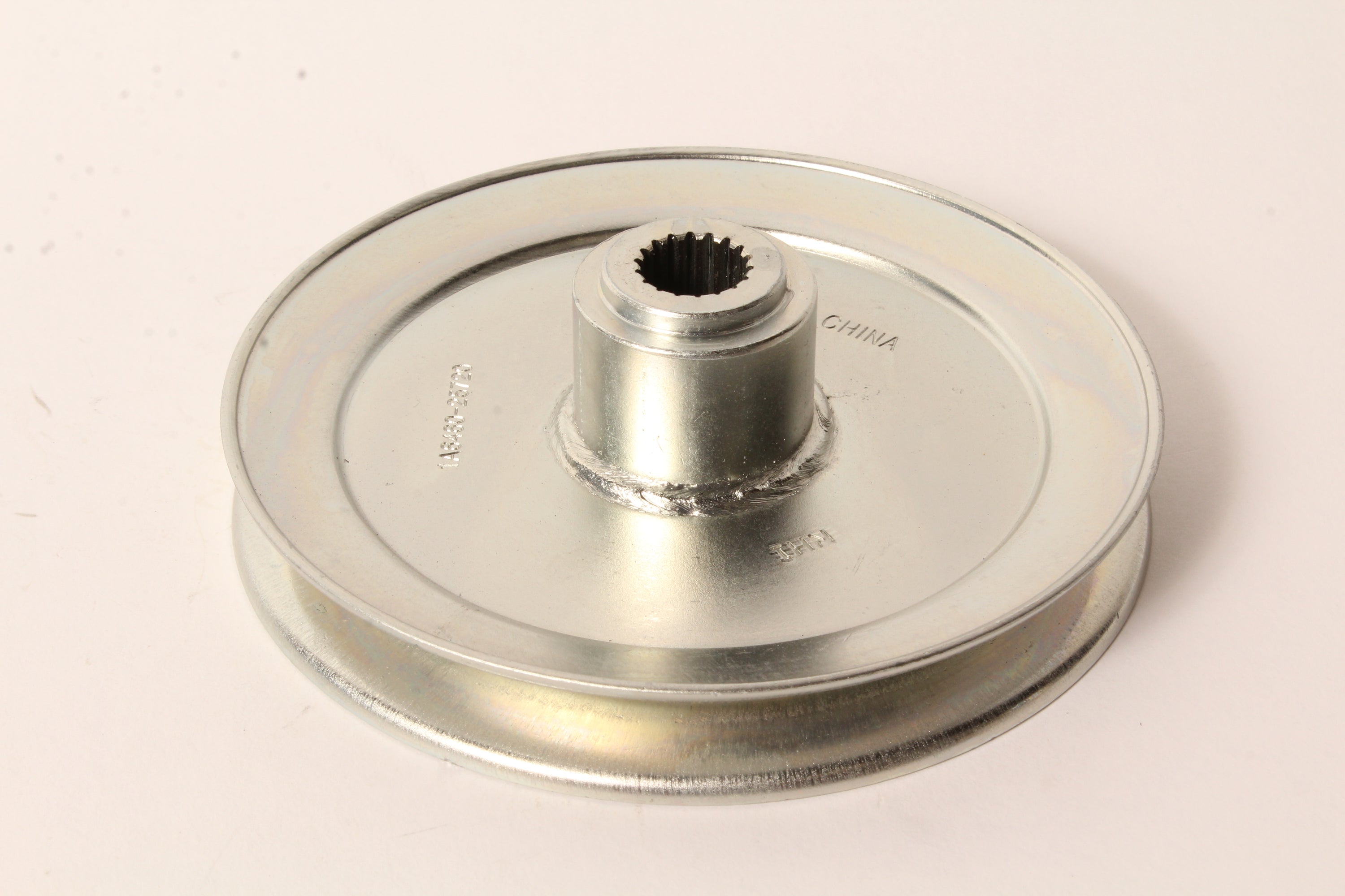 New Genuine Tuff Torq Transmission Spline Drive Pulley L 4-1