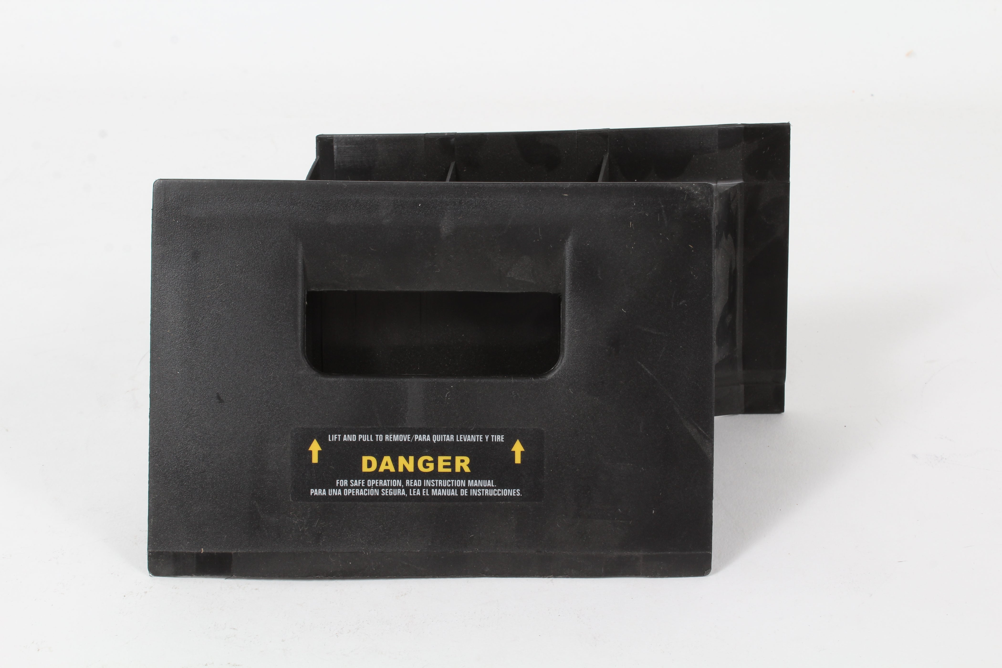 Genuine GreenWorks 34104236 Mulch Plug, Replaces 3410238 — Powered By Moyer