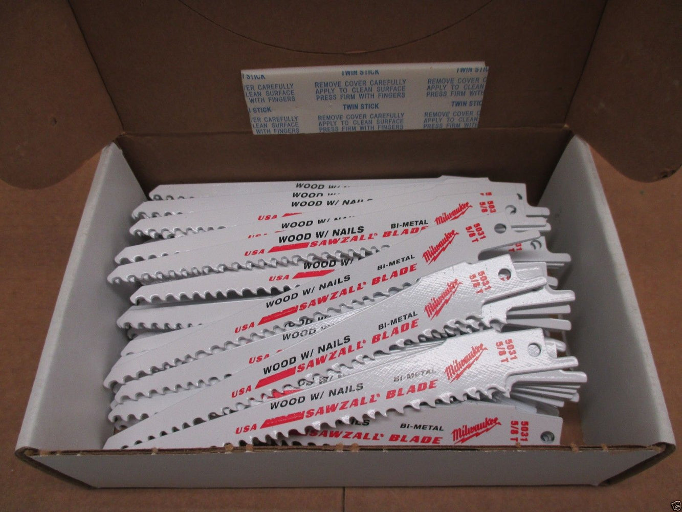 100 Pack Genuine Milwaukee 48-01-7031 6" 5/8 TPI Sawzall Blade Wood with Nails