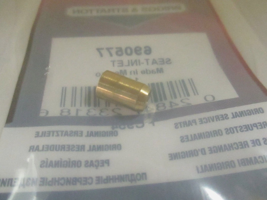 Genuine Briggs & Stratton 690577 Inlet Seat OEM