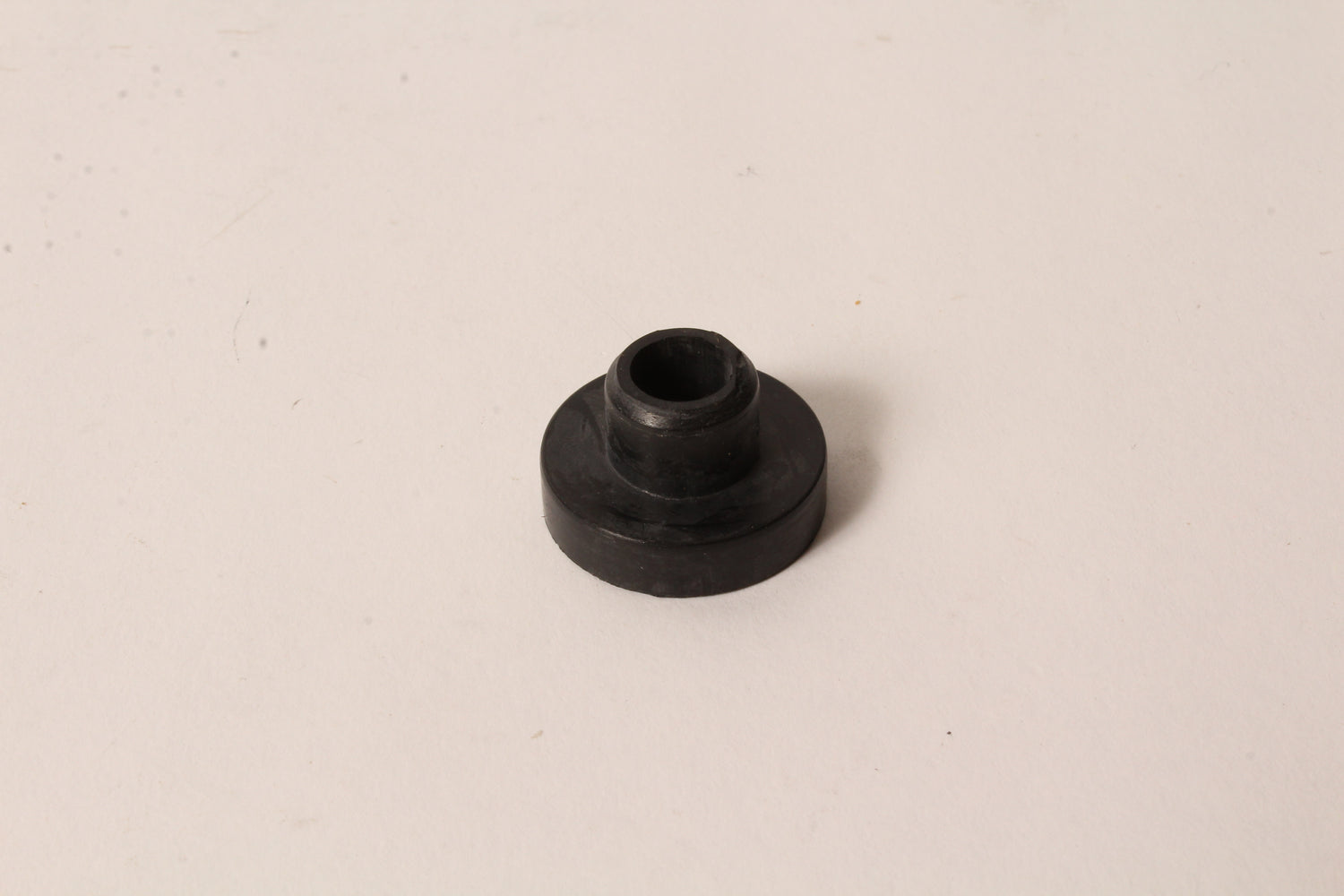 Fuel Tank Bushing for Toro 46-6560 Snapper 1-2337 Scag 48309 Simplicity 1654930