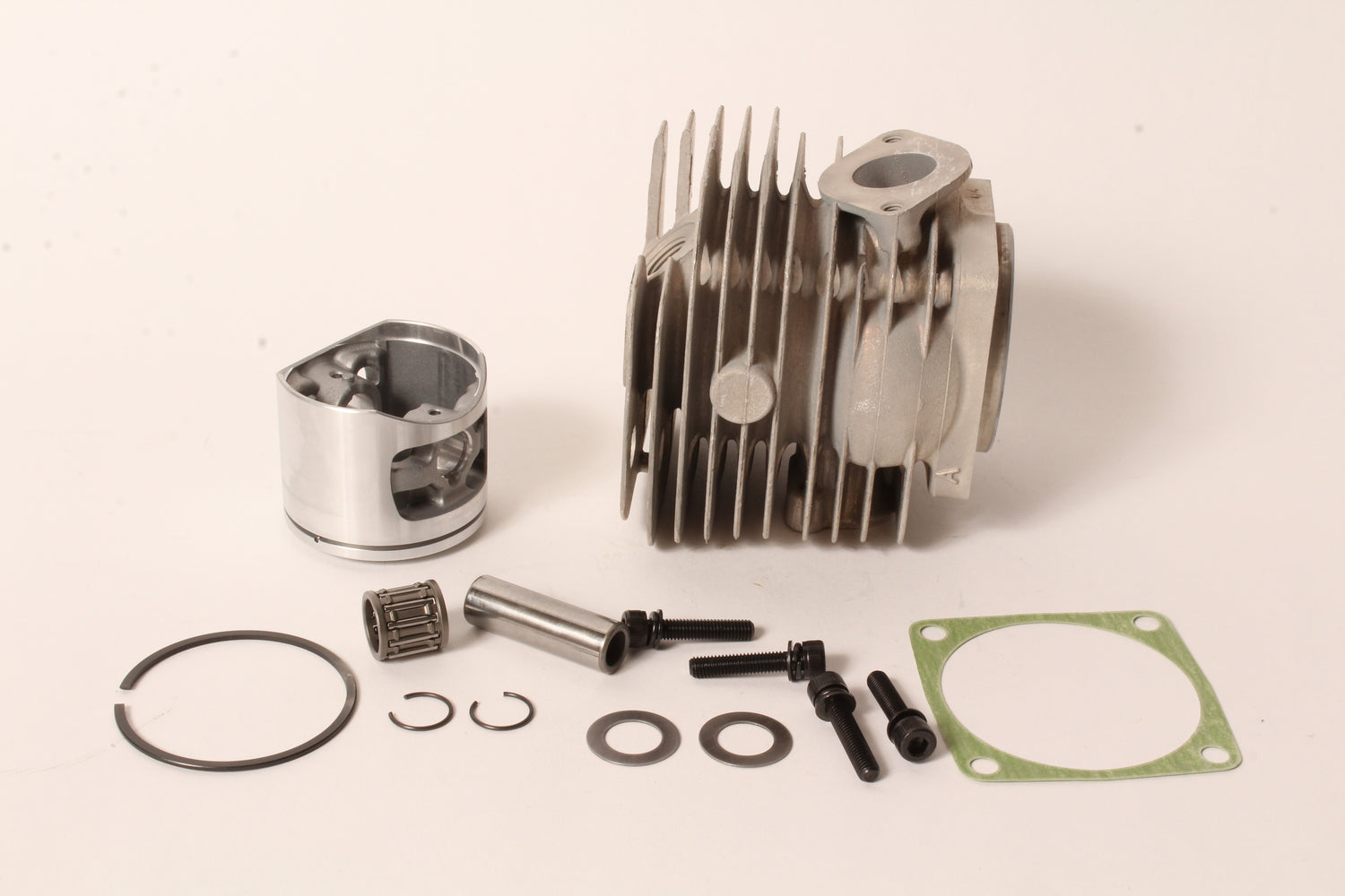 Genuine Echo P021039000 Cylinder & Piston Kit Fits CS680 CS680S OEM